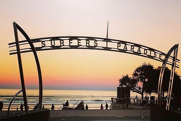 Surfers Paradise Sonnenuntergang
