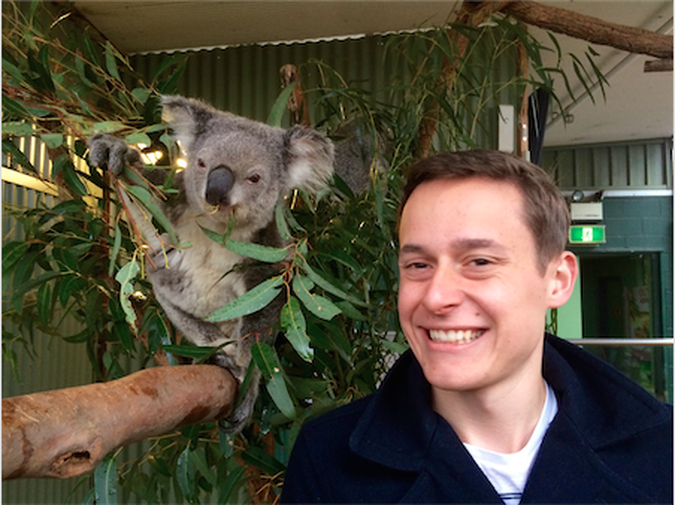 Student und Koala